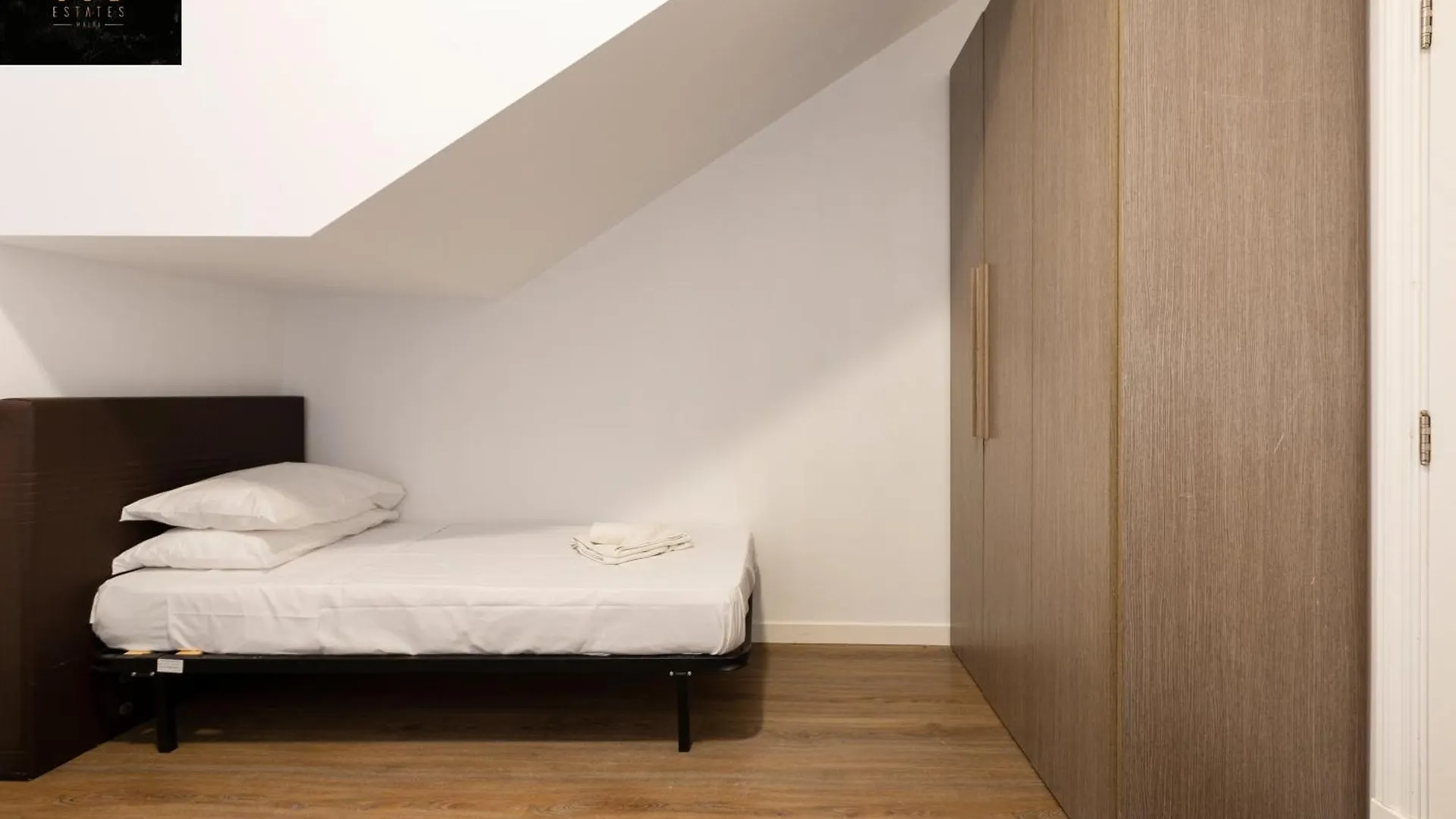 4Br Home In Prime Location Just Off The Promenade By 360 Estates Sliema 0*,  Malta