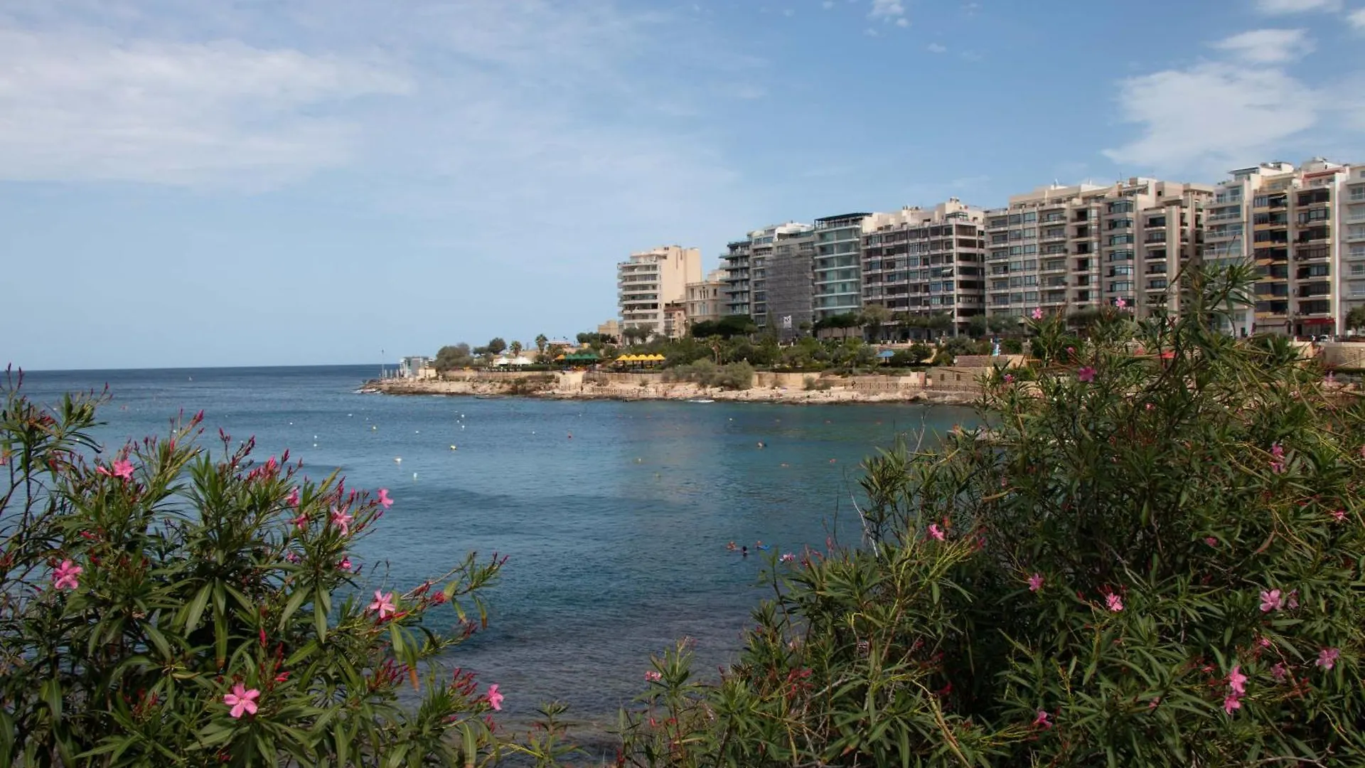 4Br Home In Prime Location Just Off The Promenade By 360 Estates Sliema 0*,